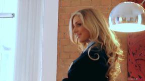 Shoot 1 Featuring Julia Crown