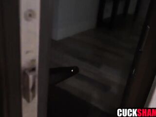 Cuckold spouse watching wife screw bbc