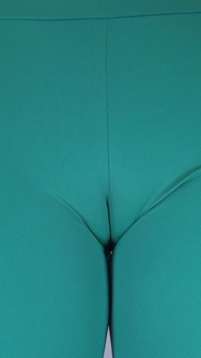 Epic moment from &quot;Blonde reveals huge camel toe pussy while tight shorts try on haul&quot;