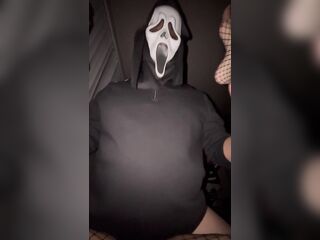 Ghostface destroys this vagina