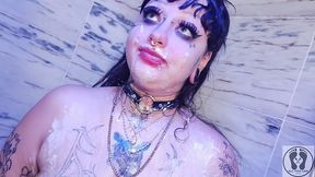 deedeelove pissing golden shower com-pee-lation