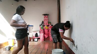 Me interrumpe en el trabajo para devorar su vagina y hacerla gemir como perra