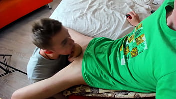 Beautiful Face Arrogant Twink Demands Adoration