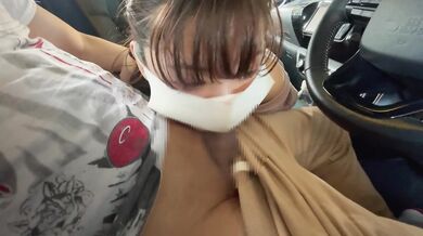 パイパン女子大生との生ハメ野外プレイをスマホでリアルハメ撮り！車内フェラからの野外中出しSEXまんこから精子が逆流　amatuer/RYO＆YUU美少女/露出/調教/10代/貧乳/スタイル抜群