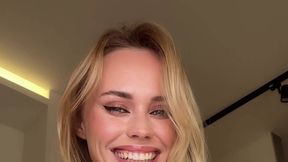 Porno Video @Teasing and #Big Boobs #Sexy #Blonde Like & Share!
