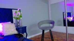 Viiolet Saunders Private Show