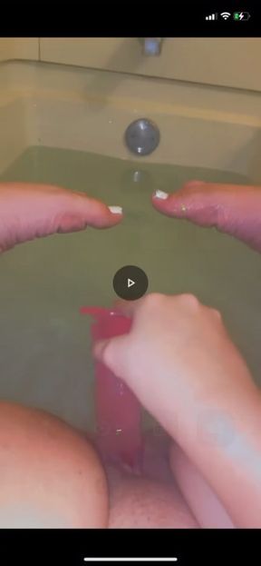 Pinky n kitty😉😈