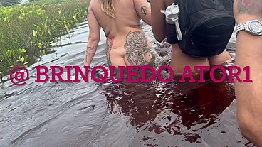 Vazou na net Largados e pelados Fui com minha amiga da a bucetinha em uma praia de nudismo para os pirocudos Sem camisinha no pelo