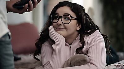 Buff Step Daddy FREEZES Spoiled Stepdaughter to Give Her the Orgasm of a Lifetime