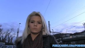 PublicSex Bleached blonde babe gets fucked outdoors behind a coach