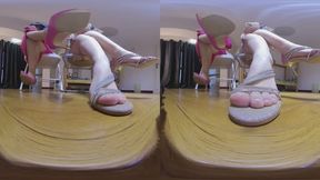 3DVR180 HEIYU XINXIN sexily shames dwarfs