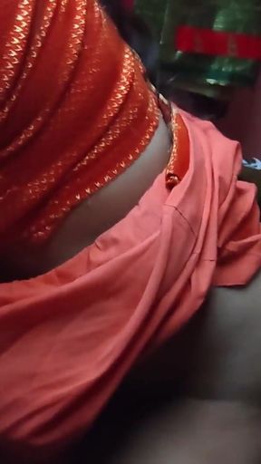 deasi bangladeshi bhabhi kud kud ka kar chudwati hai bangladeasi begam   Clip 2