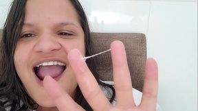 Assistindo o filme '_ O n&aacute_ufrago '_ minha buceta come&ccedil_ou a piscar