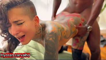 Brasileira tatuada em sexo hadcore no pelo com BBC Dotado