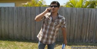 Stephani Moretti fucking in the floor with her piercings