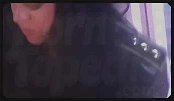 Latex Dominatrix Punishes Anna Mills' Pussy in High-Octane HD