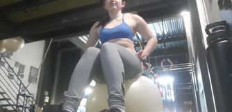 Horny Girl Squirt Naked at the Gym