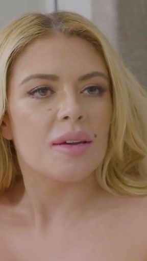 Fucking The Bad Attitude Away With Rough Sex feat. Vivianne DeSilva &amp; Freya von Doom - MYLF   Clip 3