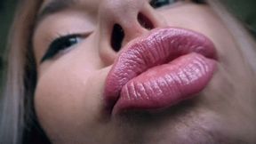 Kisses back for you mp4 HD