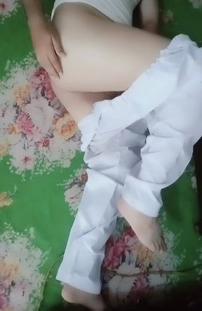 BEAUTIFUL TWINK GIVES HIS ASS TO BAREBACK STRAIGHT FRIEND WHO CAME TO VISIT CREAMPIE