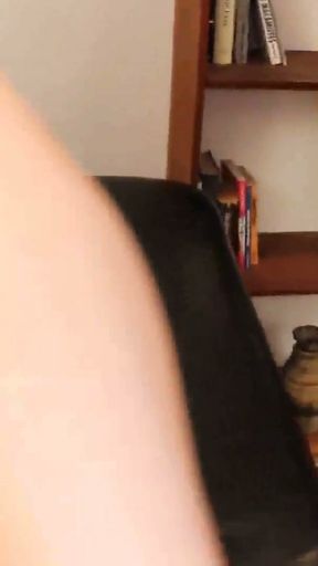 2 Stripper Sluts Are Sperm Swapping In Gangbang Bukkake!   Clip 1