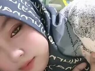 Jilboobs BIGO Indonesia Jaga Warung
