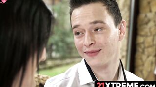 21xtreme.com - Big ass stepmom's doggystyle and messy facial finale