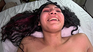 Fudendo o rabo da novinha no pelo e gozei com beijo grego