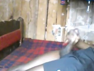 ????????????SOLO HUNK TUGJOB...MASSIVE JIZZ FLOW