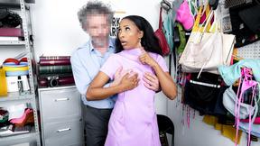 ”Chocolate masseuse milks the security guards hard cock”