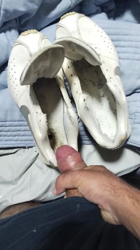 Fucking and cum inside my Nike shox classics