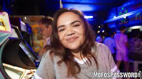 Nasty Fuck at Night Barcade: Teen Naudi Nala Snatches Plowed