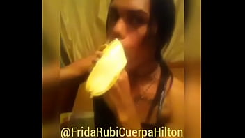 Frida Rubi Hilton ENSE&Ntilde_ANDO COMO ES QUE SE DEVORA TODOOOO