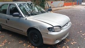 pumping car pedal while accelerating with my flip flops (2)