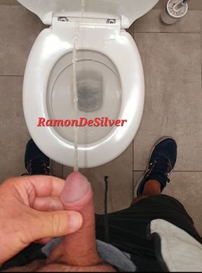 Master Ramon has to piss, hot