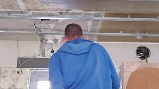 Masturbatie, vingeren, masturberen, buiten – openbare zelfgemaakte film van geile Duitse amateurmannen die hun eigen kont neuken met een dildo