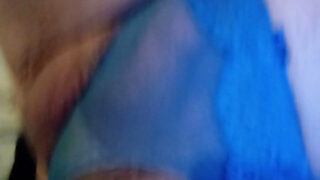 Sólové video dívky s křivými amatérskými zralými evropskými baculatými gayi v kalhotkách, kteří se análně souloží