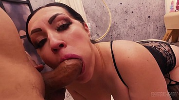 Elina's horny mess