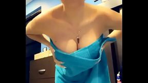 Mar&iacute_a Luisa Chac&oacute_n ense&ntilde_a la chepa para pagar una apuesta de Instagram