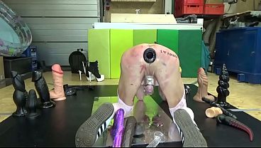 Extremeslut66 liebt anal...80cm tief...