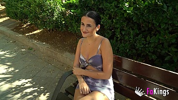 Penelope Cruz's lookalike enters a porn career with a PUBLIC BLOWJOB