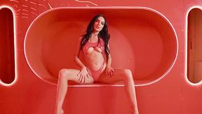 ”Petite teen with bubble butt Ashlyn Chere exposed sexy body during posing”