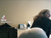 WHITE GIRL TWERKING - NUDE VERSION ON MY ONLYFANS