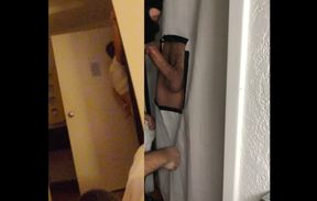 Str8 South American daddy is sucked by gay