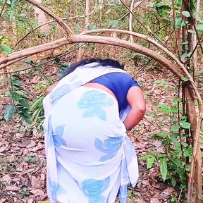 Desi outdoor jungle sex. Stepmom hardcore fucking stepson big dick in forest. Telugu dirty talks. Full video.