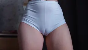 Stepsister Cameltoe Tease