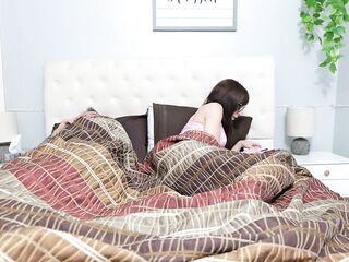 Why Step Mom Catches Step Son Watching Stepmom Porn in Share Bed - Will this chick Assist him CUM?