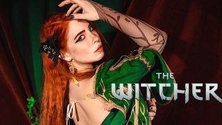 Close-up Hentai Film: Volborstige Triss Merigold Cosplayer uit The Witcher geeft een orale seksuele handeling