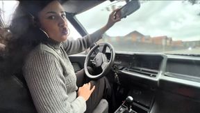 Desperate Secretary vs 1986 Renault Carburetor Nightmare – Hard Pedal Pumping, Constant Stalling, Broken Shifter & Total Humiliation in Traffic