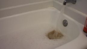 Asian Girl Shaves Bush
